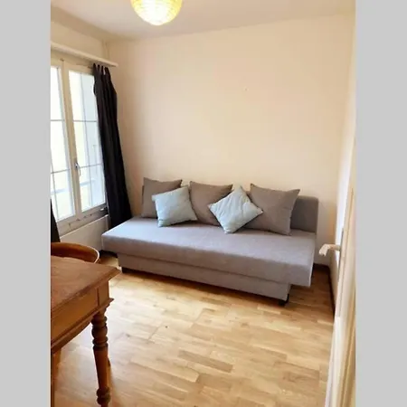 Centre 2 Pieces Apartment *